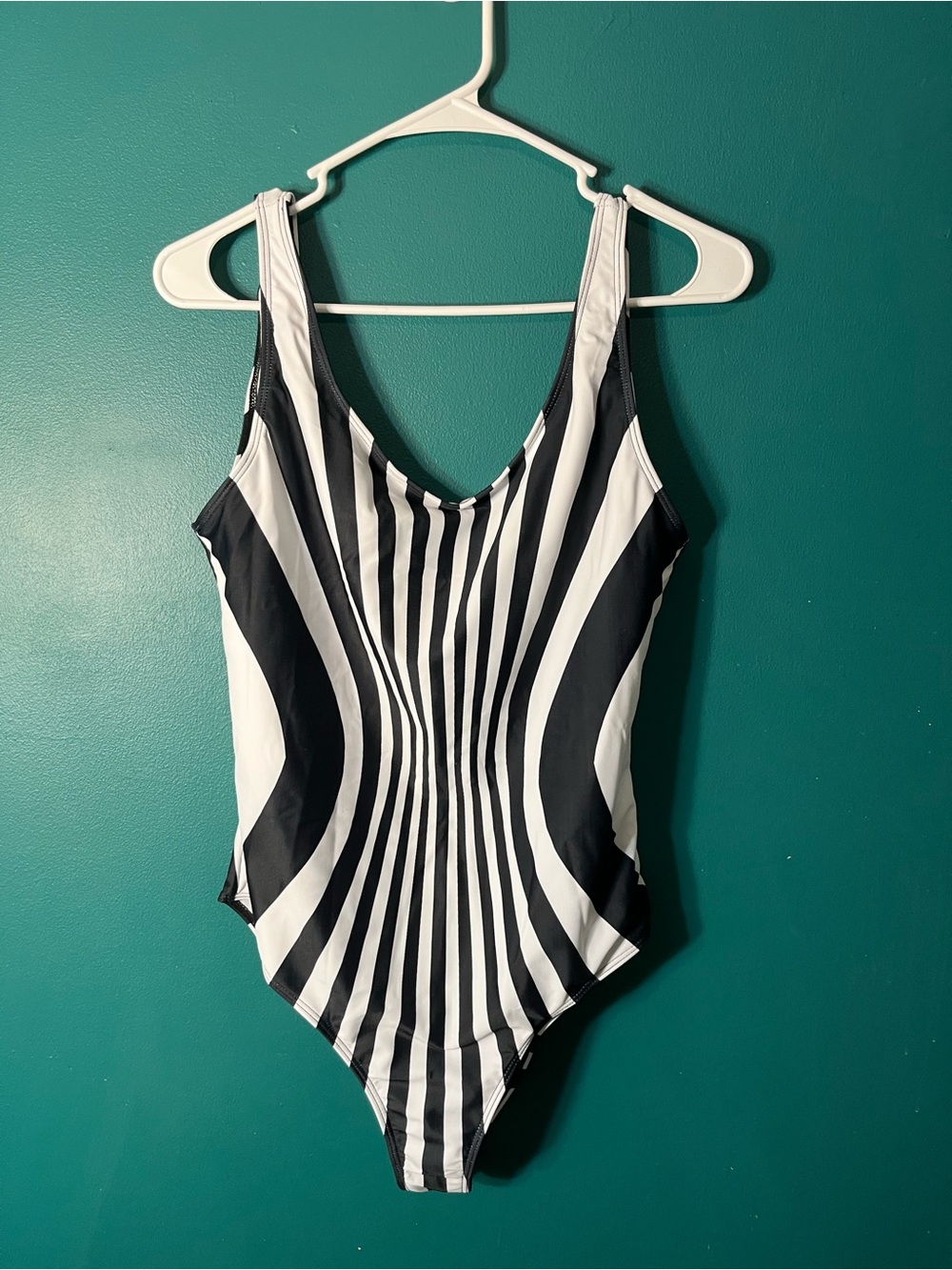 Black & White Optical Stripe One-Piece Swimsuit